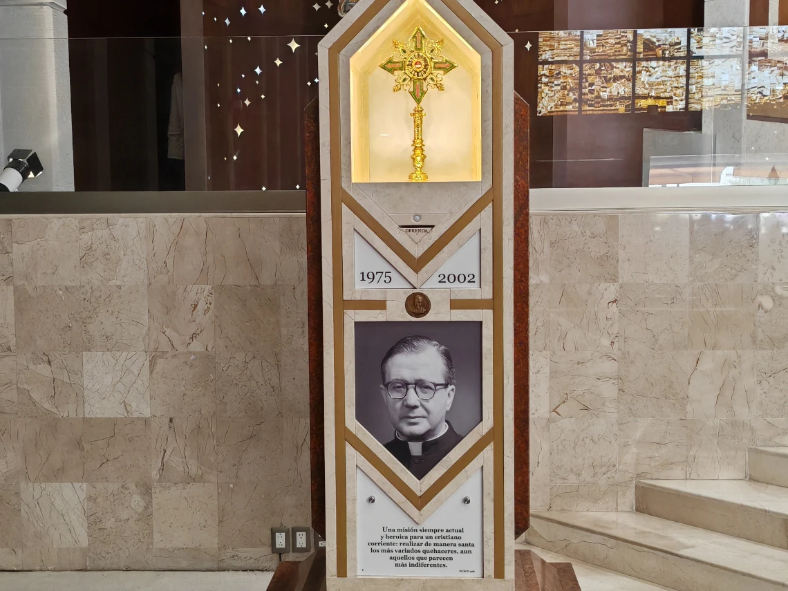 imagen retablo de la iglesia